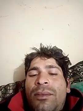 Snapshot of SunnyleoneBG chatting on February 2025 12:06:01 AM SunnyleoneBG online show from February 2025 12:06:01 AM