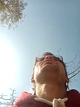 Snapshot of SunnyleoneBG chatting on February 2025 05:47:01 AM SunnyleoneBG online show from February 2025 05:47:01 AM