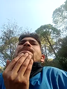 Snapshot of SunnyleoneBG chatting on February 2025 04:05:02 AM SunnyleoneBG online show from February 2025 04:05:02 AM