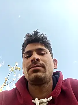 Snapshot of SunnyleoneBG chatting on March 2025 10:33:01 AM SunnyleoneBG online show from March 2025 10:33:01 AM