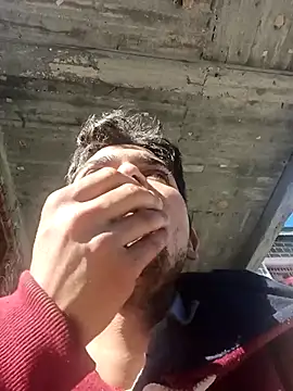 Snapshot of SunnyleoneBG chatting on March 2025 03:44:02 AM SunnyleoneBG online show from March 2025 03:44:02 AM