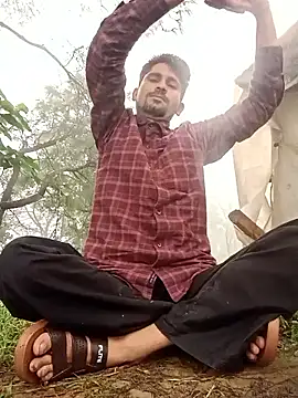 Snapshot of SunnyleoneBG chatting on September 2025 01:38:02 AM SunnyleoneBG online show from September 2025 01:38:02 AM