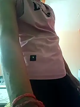 Snapshot of SunnyleoneBG chatting on September 2025 04:39:02 AM SunnyleoneBG online show from September 2025 04:39:02 AM