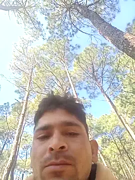 Snapshot of SunnyleoneBG chatting on October 2025 03:20:01 AM SunnyleoneBG online show from October 2025 03:20:01 AM