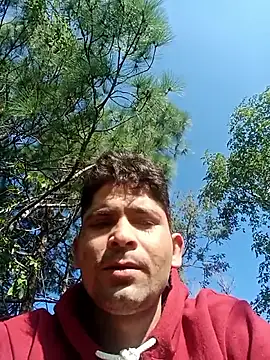 Snapshot of SunnyleoneBG chatting on October 2025 04:05:01 AM SunnyleoneBG online show from October 2025 04:05:01 AM