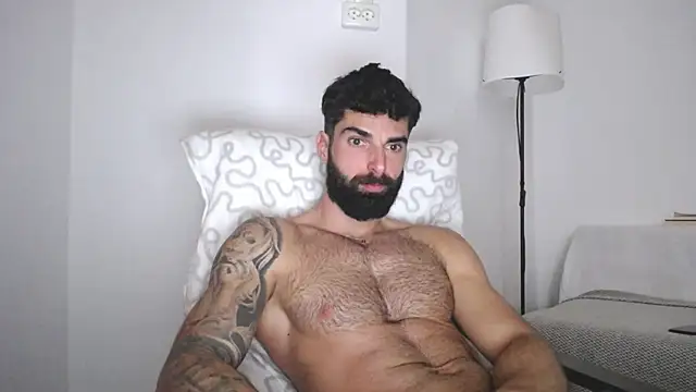 Verycutex online show from February 2025 11:55:01 AM