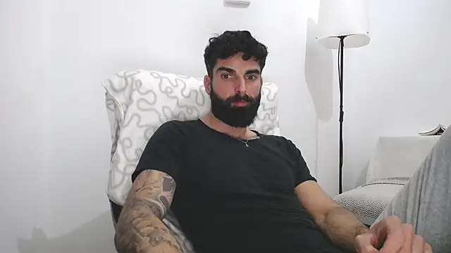 Verycutex online show from February 2025 03:28:02 PM