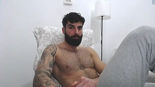 Verycutex online show from February 2025 01:16:01 PM