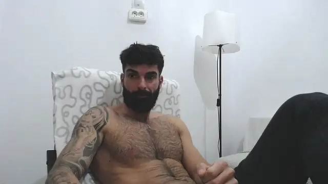 Verycutex online show from February 2025 05:50:01 PM