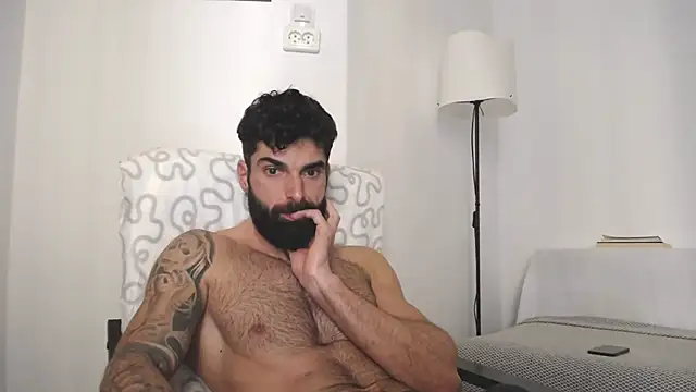 Verycutex online show from March 2025 10:13:02 AM