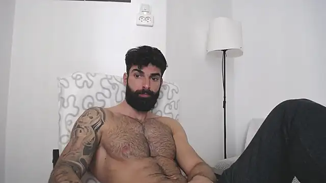 Verycutex online show from March 2025 09:23:02 AM