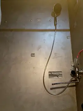 milosek81 online show from September 2025 10:32:01 PM