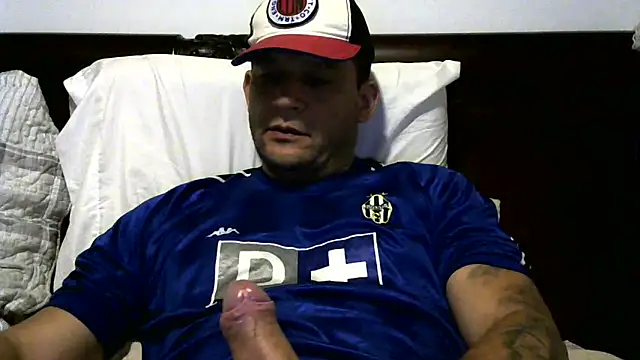 altenori112 online show from December 2024 11:31:02 PM