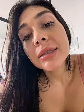 LaanaCooper online show from February 2025 12:39:01 PM