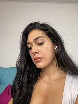 LaanaCooper online show from March 2025 01:38:02 PM