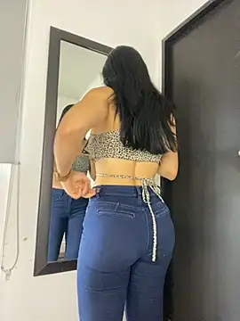 LaanaCooper online show from March 2025 01:31:02 PM