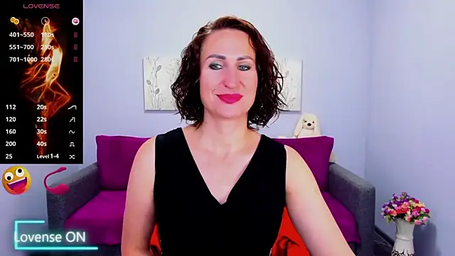 Snapshot of Nia_Smithh chatting on September 2025 05:34:01 AM Nia Smithh online show from September 2025 05:34:01 AM