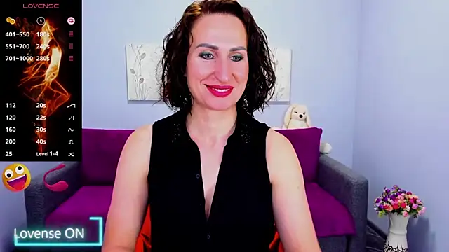 Snapshot of Nia_Smithh chatting on October 2025 05:38:01 AM Nia Smithh online show from October 2025 05:38:01 AM