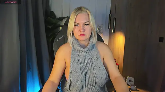 YolandaKiss online show from January 2025 05:02:02 AM