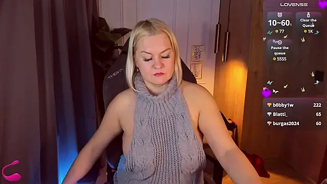 YolandaKiss online show from January 2025 11:24:01 PM
