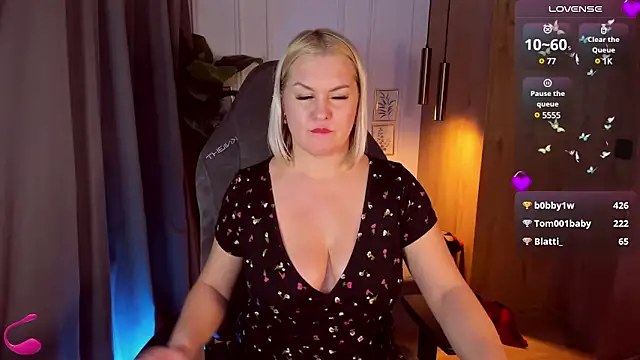 YolandaKiss online show from January 2025 02:26:02 AM