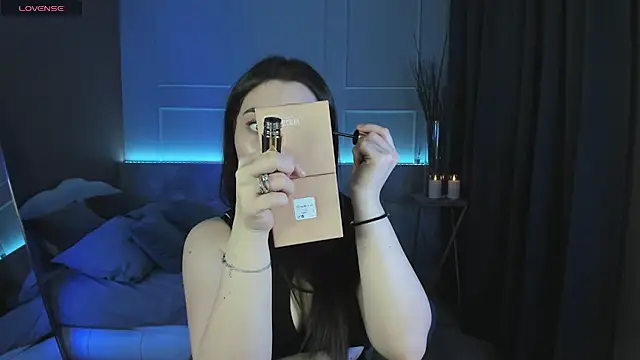 KylieMellow online show from February 2025 12:17:02 PM