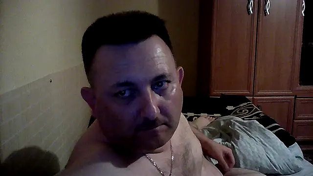 Novy73 online show from September 2025 09:30:01 PM