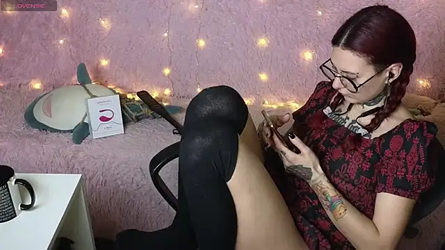 Ginger Stay online show from January 2025 06:51:01 PM