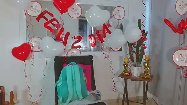 Selenna01 online show from February 2025 01:40:01 PM