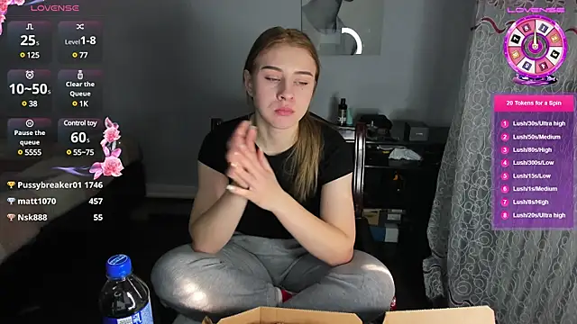 KindKristy online show from December 2024 08:32:02 AM