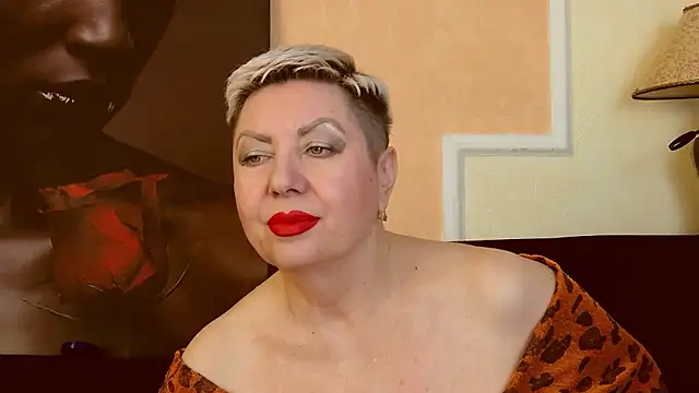 LadyPosh online show from December 2024 10:01:02 PM
