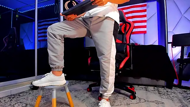 Aydenmiller96 online show from September 2025 02:10:01 PM