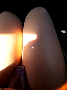 Snapshot of Dirtyfeelin chatting on October 2025 10:16:01 AM Dirtyfeelin online show from October 2025 10:16:01 AM