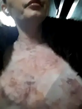 Snapshot of Dirtyfeelin chatting on December 2025 05:06:02 PM Dirtyfeelin online show from December 2025 05:06:02 PM