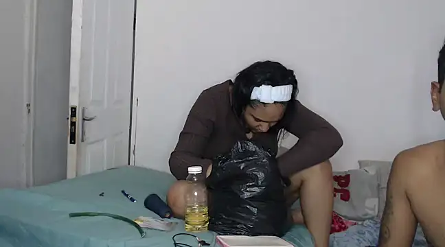 Indianbloom- online show from December 2024 01:38:02 PM