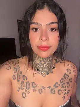 Snapshot of curvyliciousss chatting on January 2025 11:50:01 PM curvyliciousss online show from January 2025 11:50:01 PM