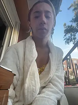 Snapshot of Littlebunny21 chatting on November 2025 03:23:02 PM Littlebunny21 online show from November 2025 03:23:02 PM