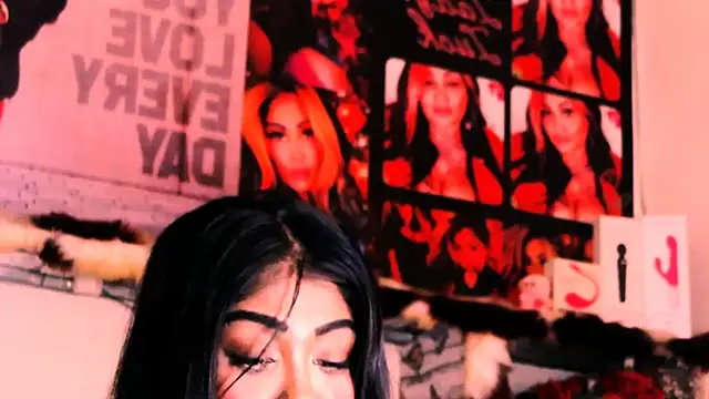 indian dreamgirl online show from October 2025 08:19:01 PM