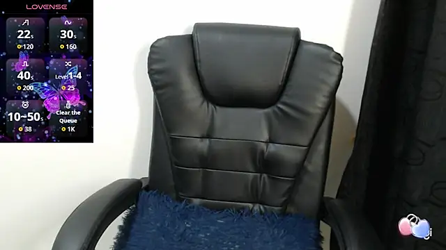 spicey latina online show from October 2025 09:14:02 PM