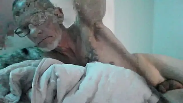 Snapshot of justinewe69 chatting on November 2025 08:26:02 AM justinewe69 online show from November 2025 08:26:02 AM