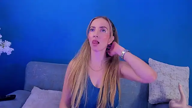 Snapshot of BellaMarieX chatting on November 2025 05:02:02 PM BellaMarieX online show from November 2025 05:02:02 PM