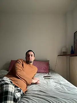 couplepenetration online show from February 2025 02:02:01 PM