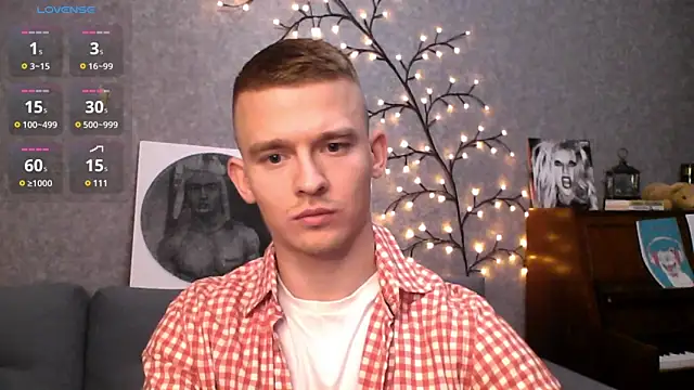 Snapshot of Marvelboy_ chatting on December 2024 10:58:02 PM Marvelboy online show from December 2024 10:58:02 PM