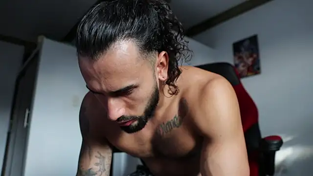 Baky sexy online show from January 2025 09:55:02 PM