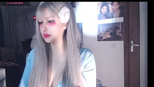 candy cola online show from October 2025 02:00:01 AM