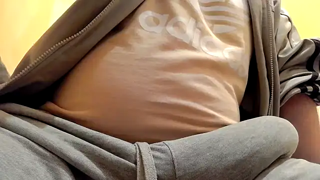 Snapshot of gae89tano chatting on November 2025 10:54:01 PM gae89tano online show from November 2025 10:54:01 PM