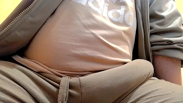 Snapshot of gae89tano chatting on November 2025 09:47:01 PM gae89tano online show from November 2025 09:47:01 PM