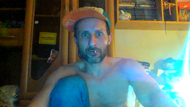 Snapshot of FireFox_Feel chatting on March 2025 12:39:01 AM FireFox Feel online show from March 2025 12:39:01 AM