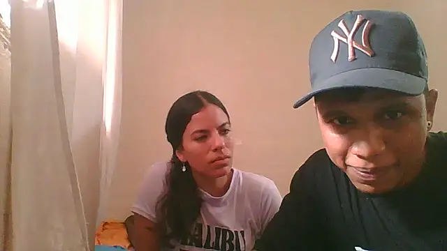 roman and jessie online show from March 2025 09:27:01 PM