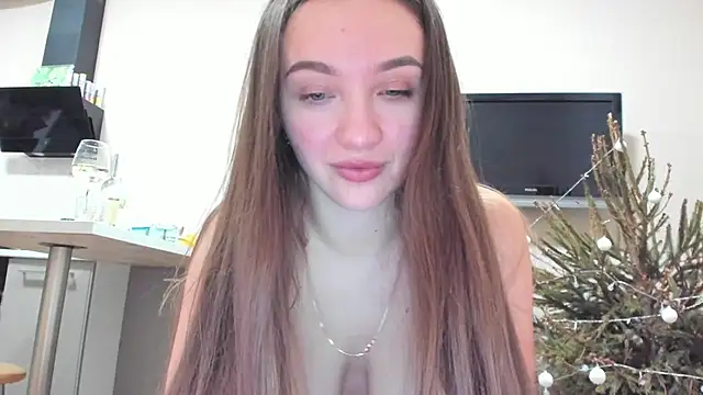 Snapshot of Naughty_Molly chatting on January 2025 06:12:02 PM Naughty Molly online show from January 2025 06:12:02 PM